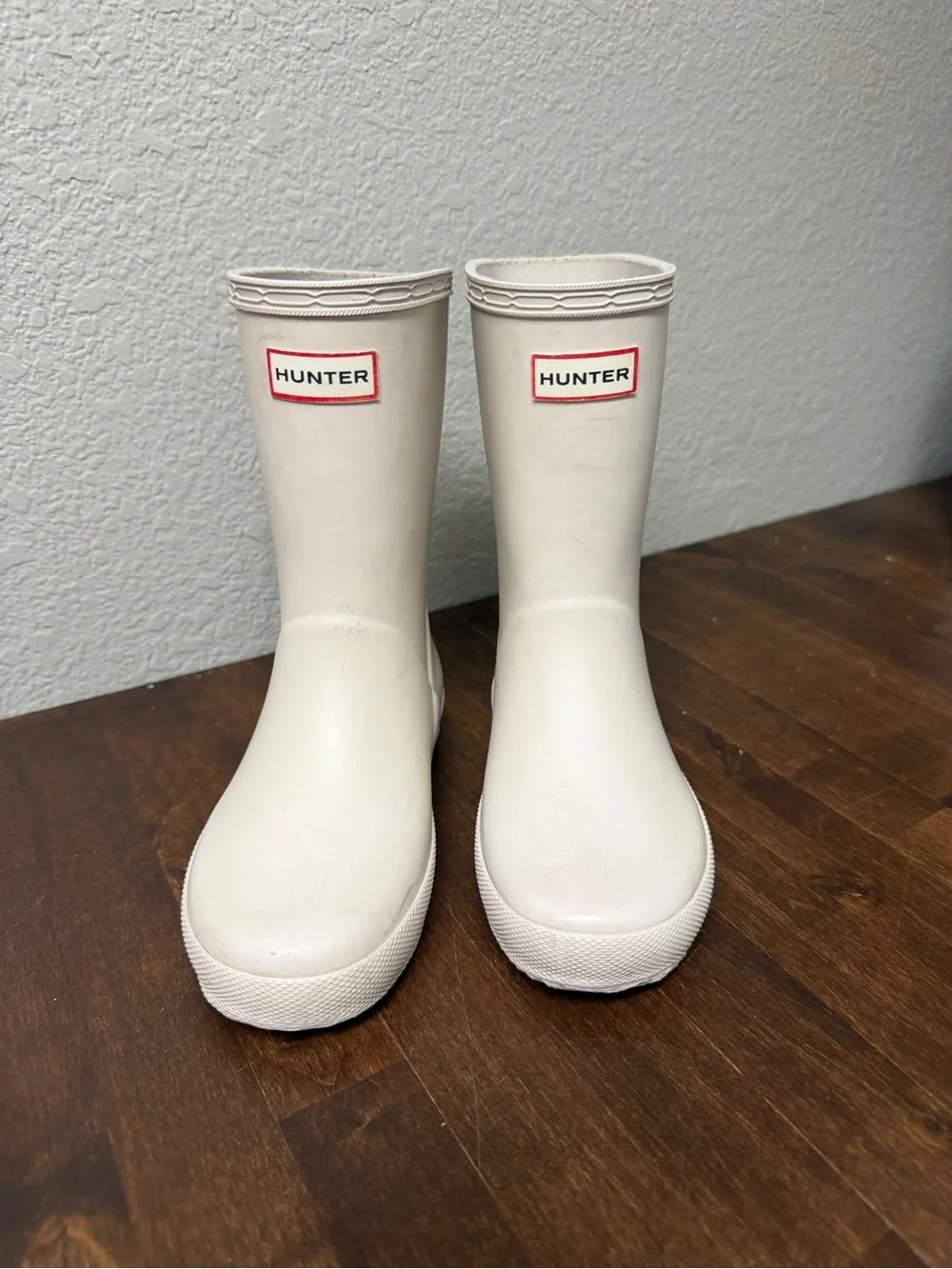 Hunter Short Mid-Calf Rain Boots in Cream